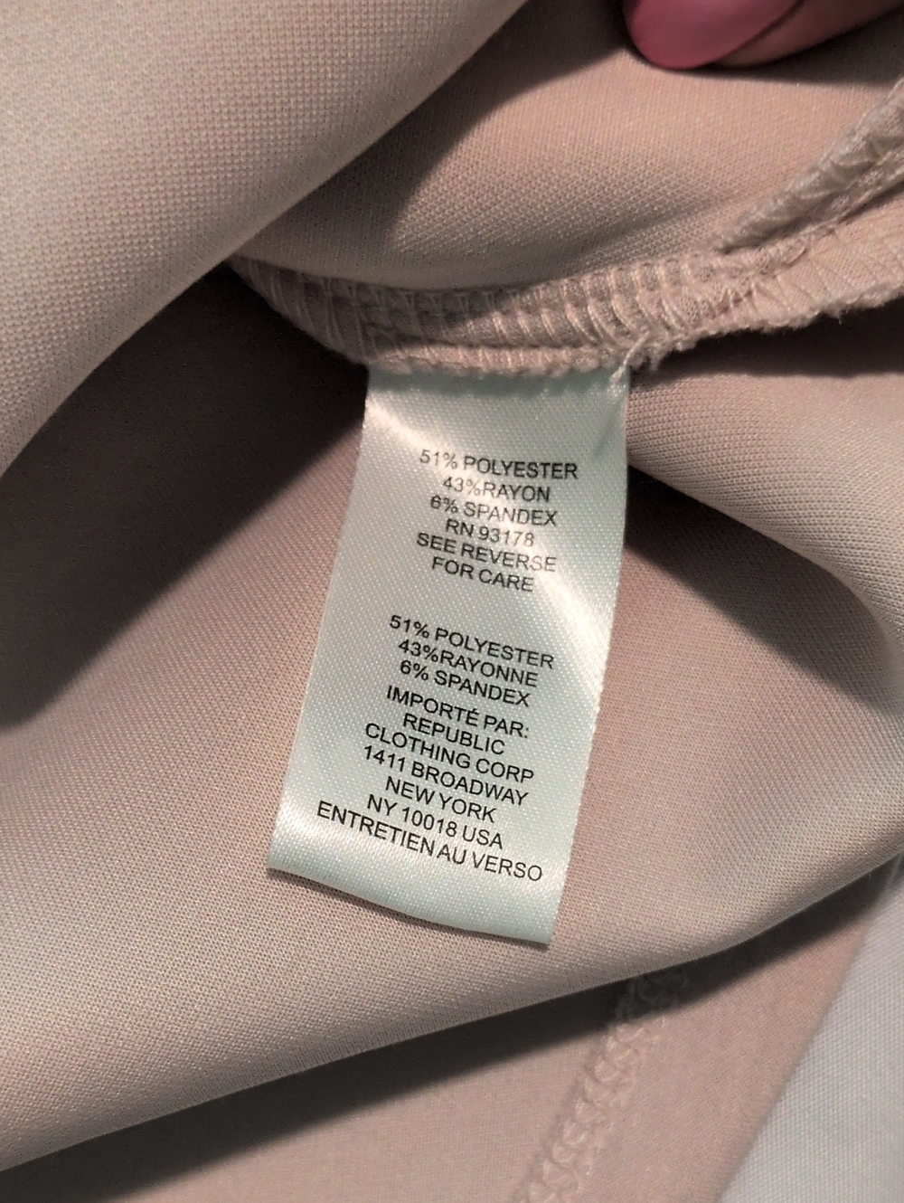 Elie Tahari Sleeveless Knit Hoodie Tee Light Pink Size Medium - Picture 3 of 7